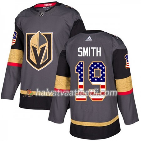 Miesten NHL Vegas Golden Knights Pelipaita Reilly Smith 19 Adidas 2017-2018 Harmaa USA Flag Fashion Authentic Miesten NHL Vegas Golden Knights Pelipaita Reilly Smith 19 Adidas 2017-2018 Harmaa USA Flag Fashion Authentic